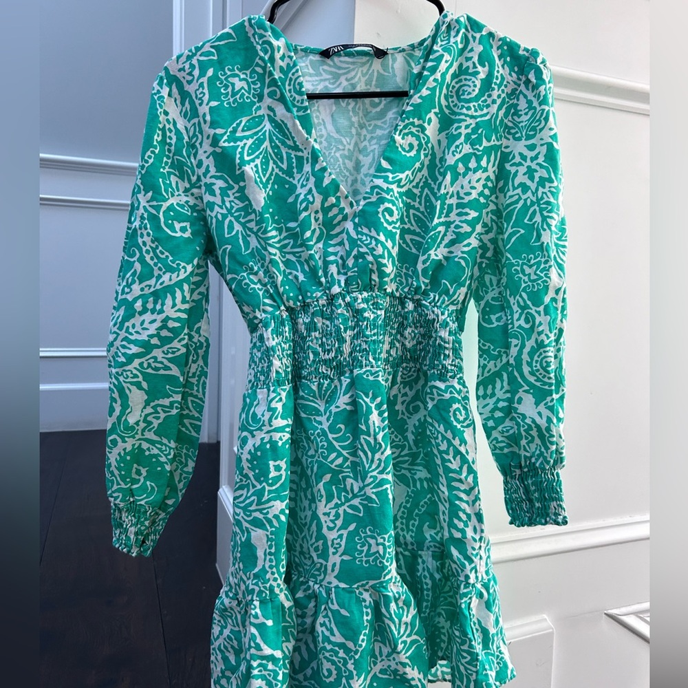 Zara green and white print mini dress